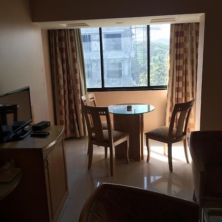 Hotel Ashirwad Pune Eksteriør bilde