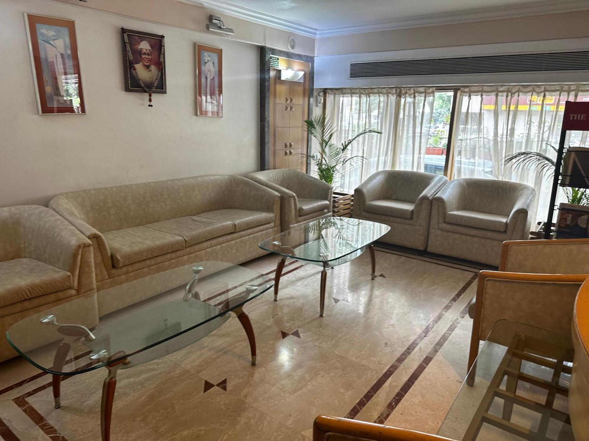 Hotel Ashirwad Pune Eksteriør bilde