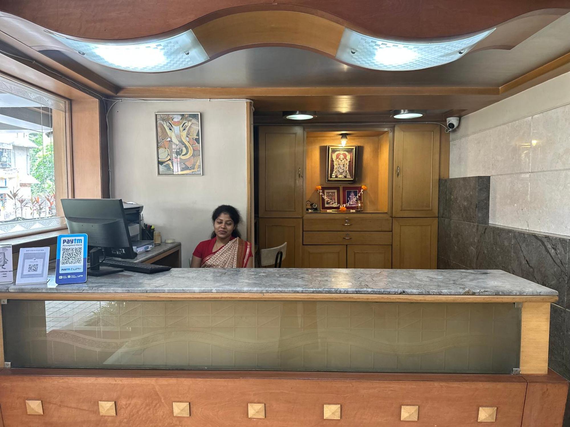 Hotel Ashirwad Pune Eksteriør bilde
