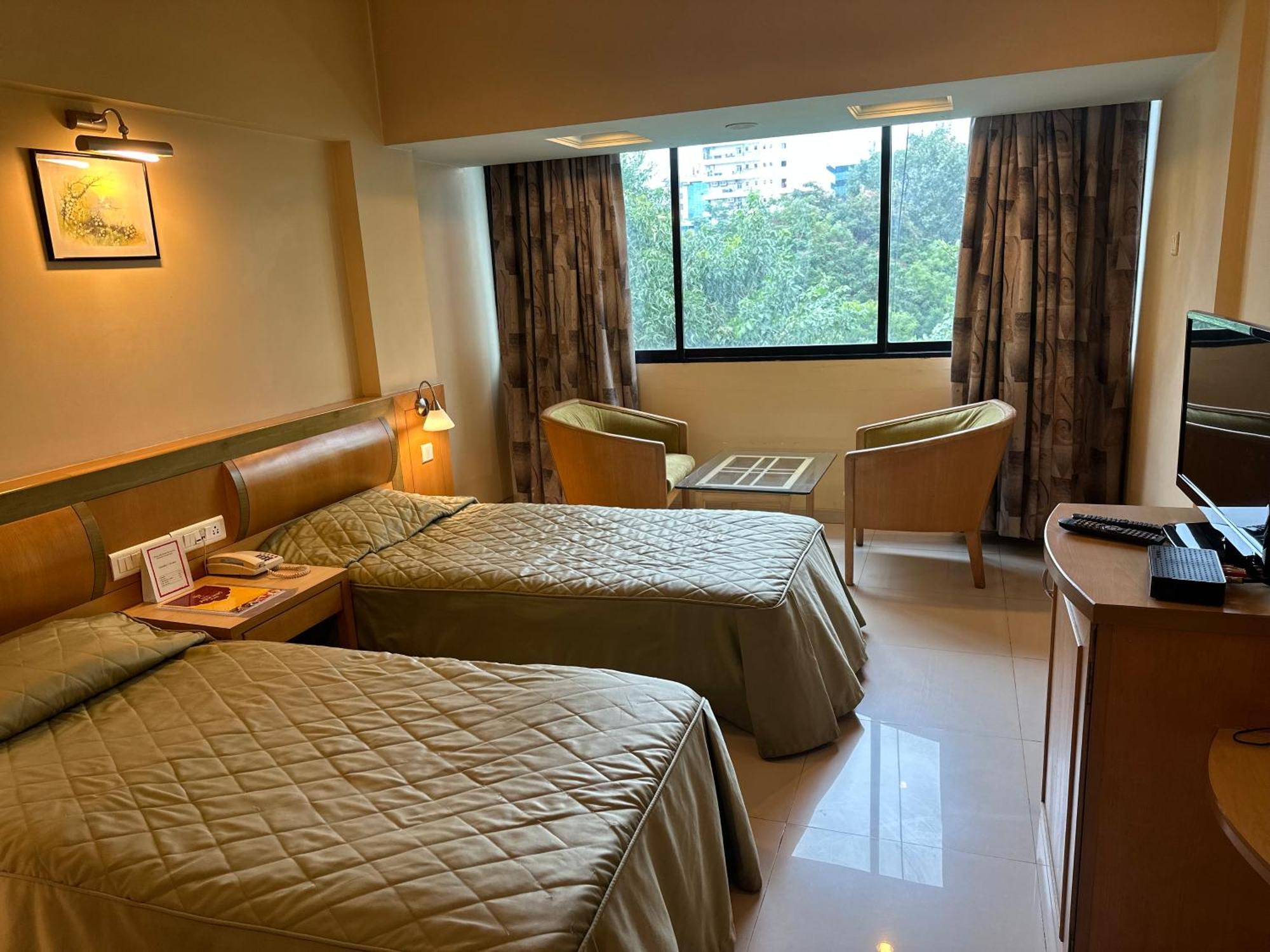 Hotel Ashirwad Pune Eksteriør bilde