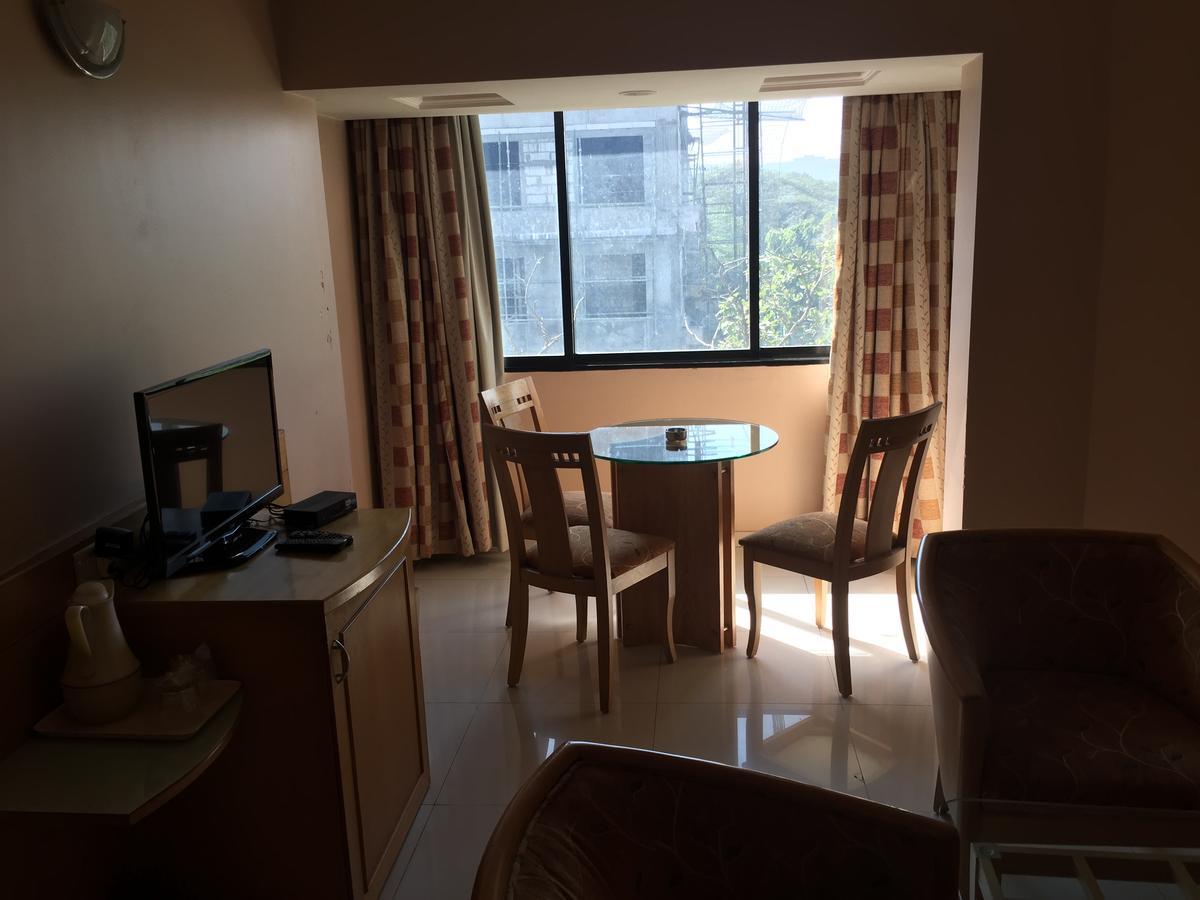 Hotel Ashirwad Pune Eksteriør bilde