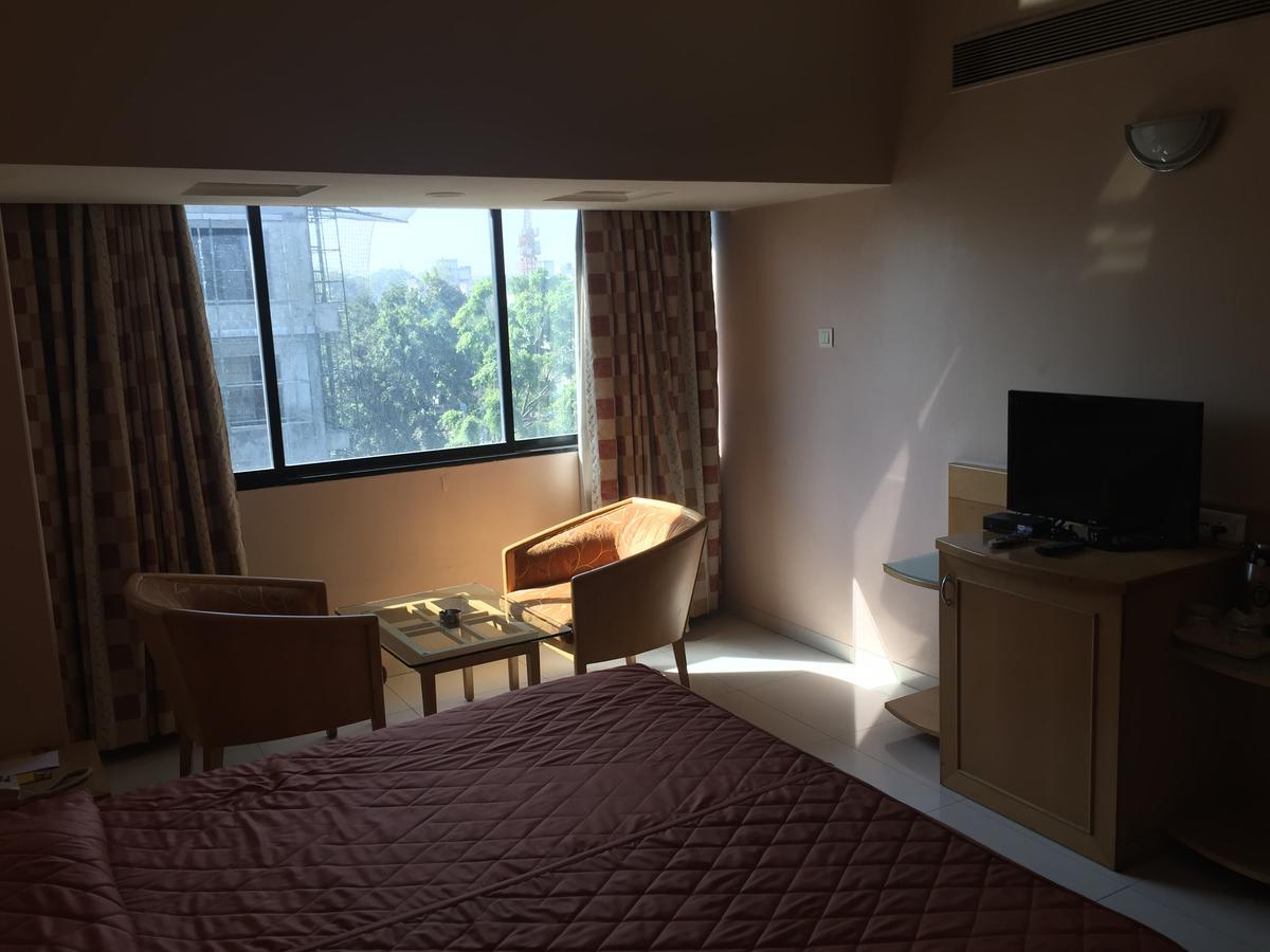 Hotel Ashirwad Pune Eksteriør bilde