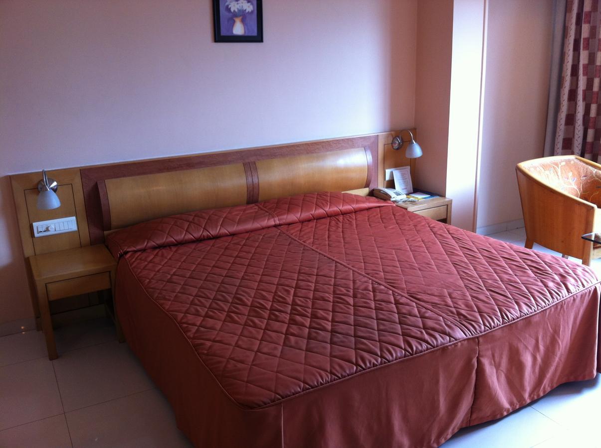 Hotel Ashirwad Pune Eksteriør bilde